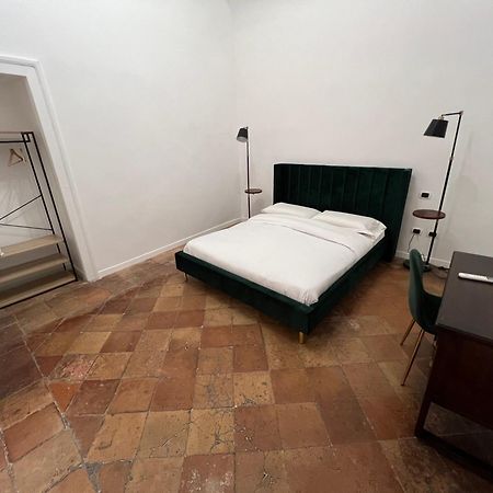 Carafa Apartment Napoli Bagian luar foto