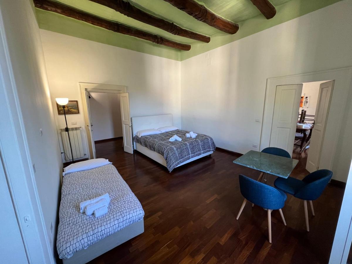 Carafa Apartment Napoli Bagian luar foto