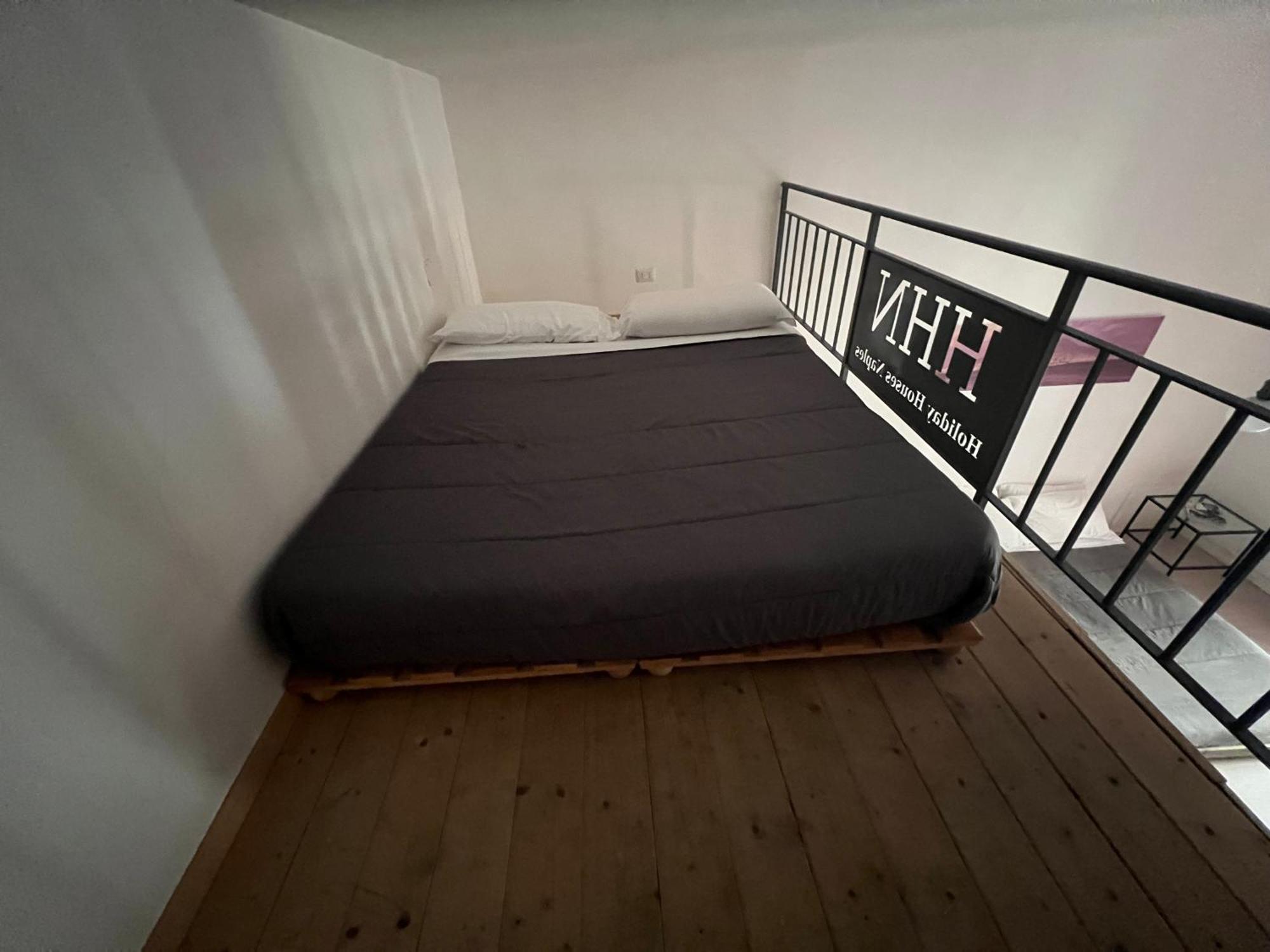Carafa Apartment Napoli Bagian luar foto
