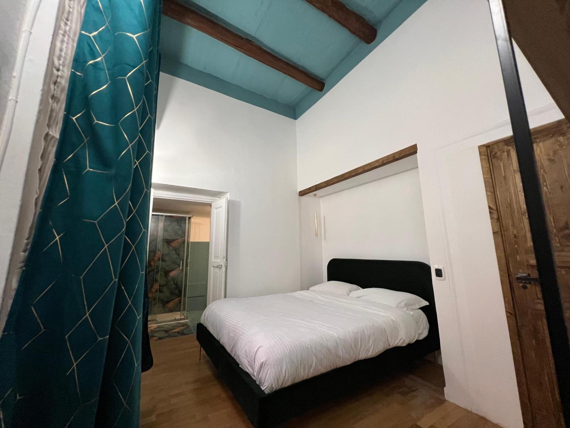 Carafa Apartment Napoli Bagian luar foto