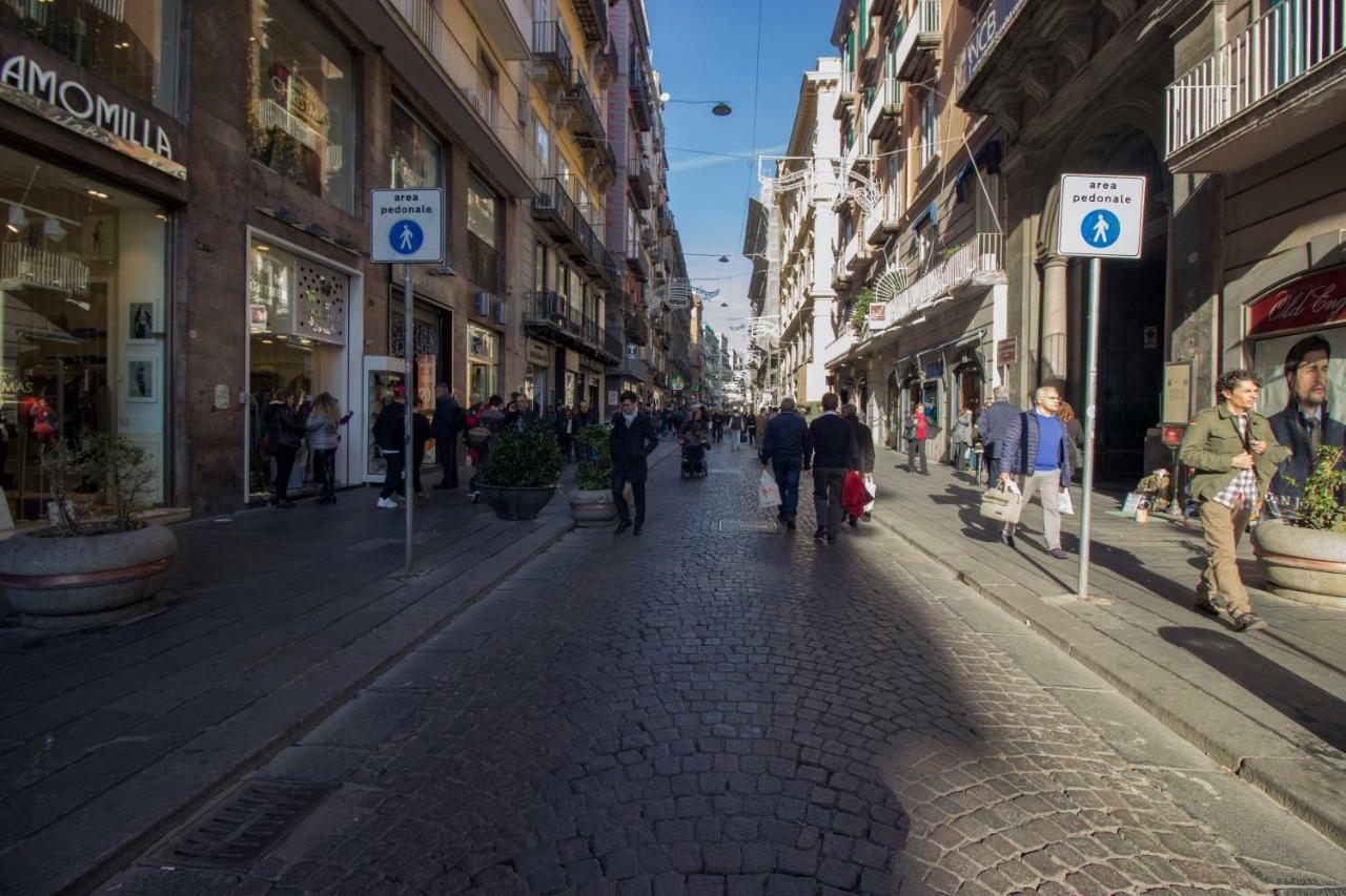 Carafa Apartment Napoli Bagian luar foto